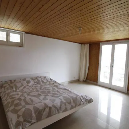 Private In The Big House Near Station